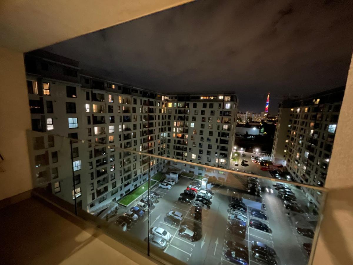 Gold Luxury Apartment Close To Presidential Palace Bucarest Exterior foto