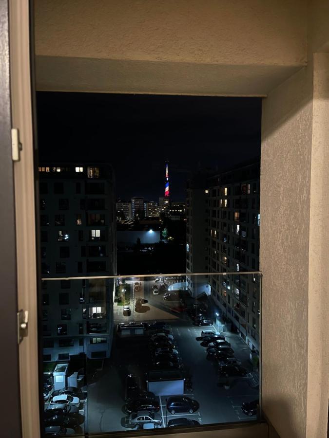 Gold Luxury Apartment Close To Presidential Palace Bucarest Exterior foto